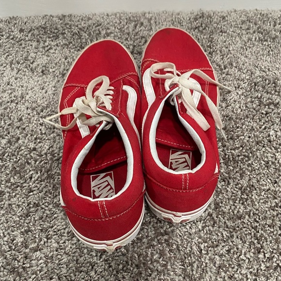 Mens sized 9.5 Red and White Original Vans. - Picture 3 of 4